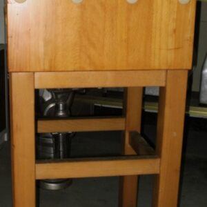 Ceppo in legno con sgabello 44x44 (NUOVO)