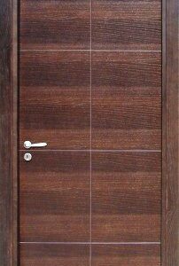 Porta cieca battente con incisioni