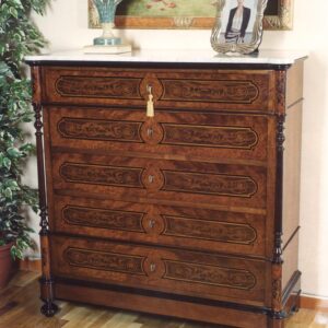 Comò in noce e radica di mirto e piano in marmo